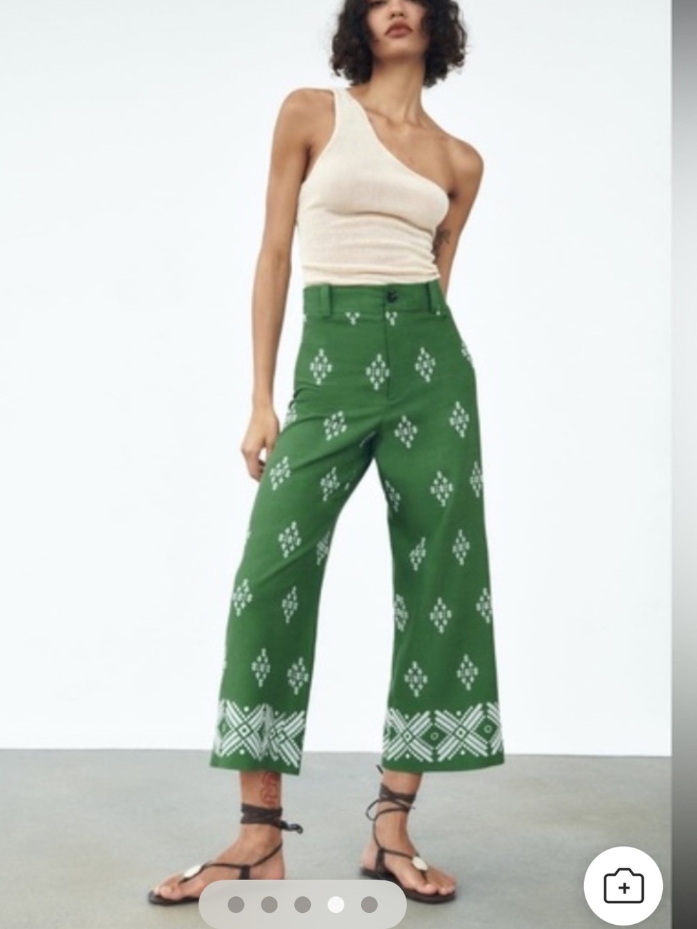 Zara Green Patterned Capris